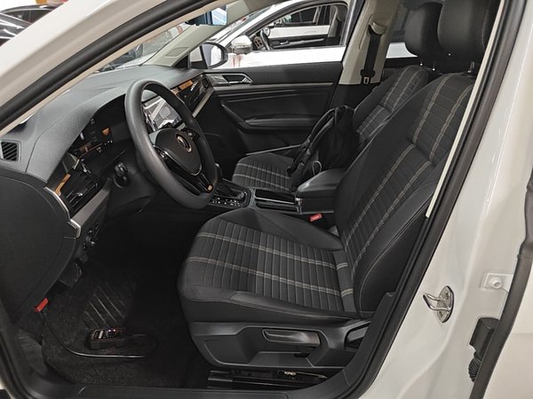 Volkswagen Lavida 2022, 59900 км, за 11704 USD - фото 20