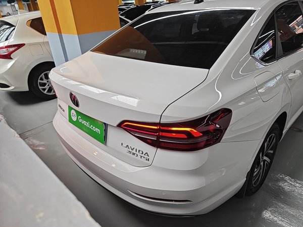 Volkswagen Lavida 2022, 59900 км, за 11704 USD - фото 8
