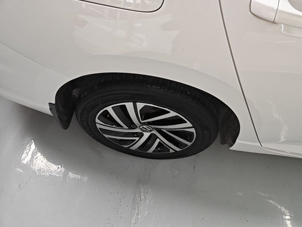 Volkswagen Lavida 2022, 59900 км, за 11704 USD - фото 13