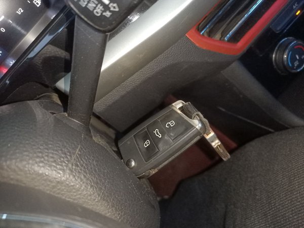 Volkswagen Lavida 2022, 106300 км, за 12186 USD - фото 12