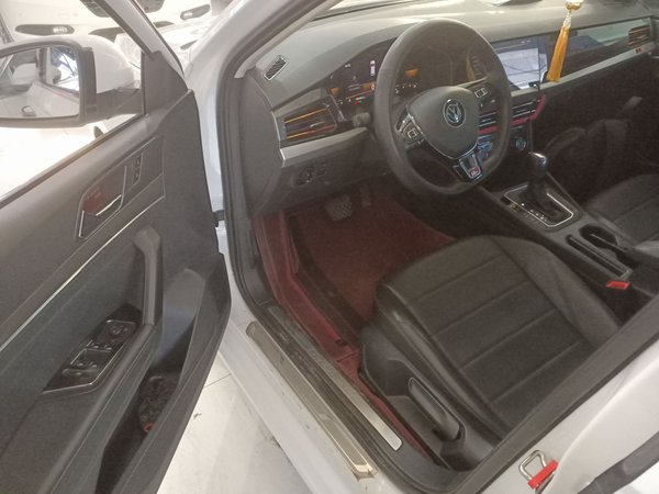 Volkswagen Lavida 2022, 106300 км, за 12186 USD - фото 19