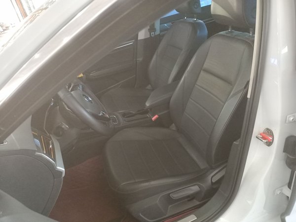 Volkswagen Lavida 2022, 106300 км, за 12186 USD - фото 18