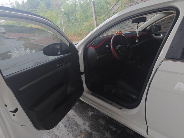 Volkswagen Lavida 2022, 31800 км, за 8723 USD - фото 17