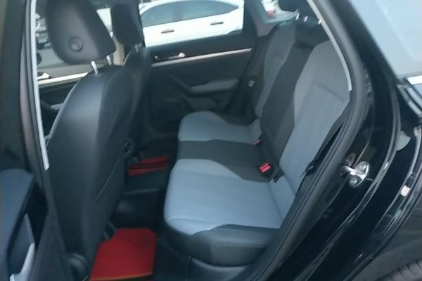 Volkswagen Lavida 2023, 27900 км, за 12222 USD - фото 20