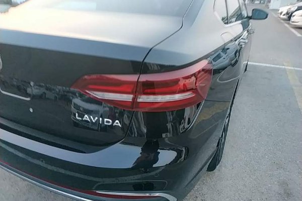 Volkswagen Lavida 2023, 27900 км, за 12222 USD - фото 7