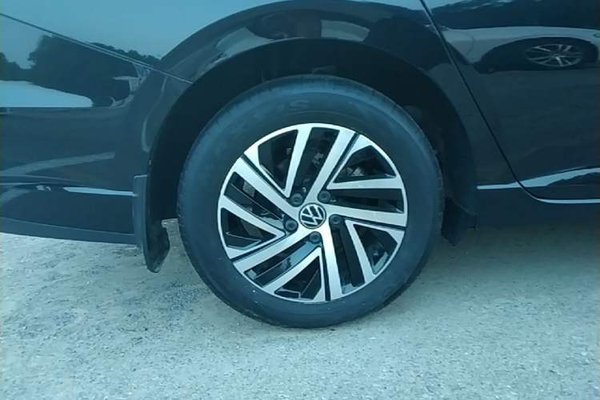 Volkswagen Lavida 2023, 27900 км, за 12222 USD - фото 10