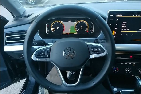 Volkswagen Lavida 2023, 27900 км, за 12222 USD - фото 14