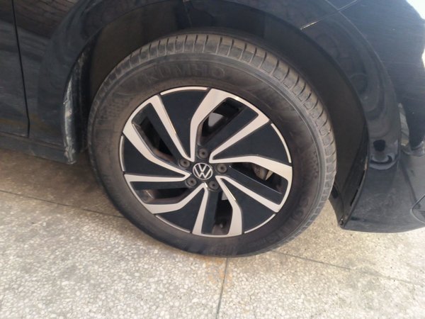 Volkswagen Lavida 2023, 34100 км, за 10906 USD