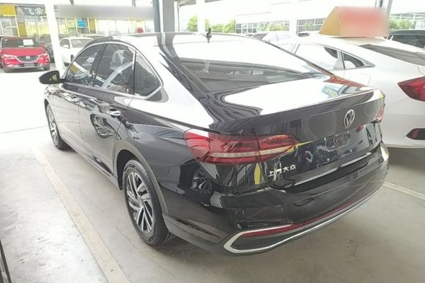 Volkswagen Lavida 2023, 38100 км, за 11043 USD