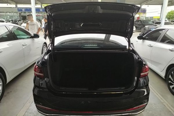 Volkswagen Lavida 2023, 38100 км, за 11043 USD - фото 22