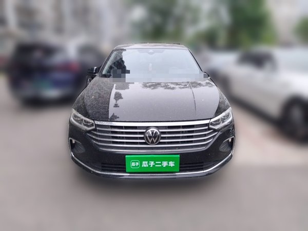 Volkswagen Lavida 2023, 53900 км, за 10404 USD