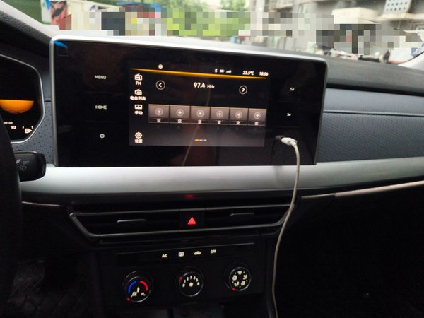 Volkswagen Lavida 2023, 53900 км, за 10404 USD - фото 14