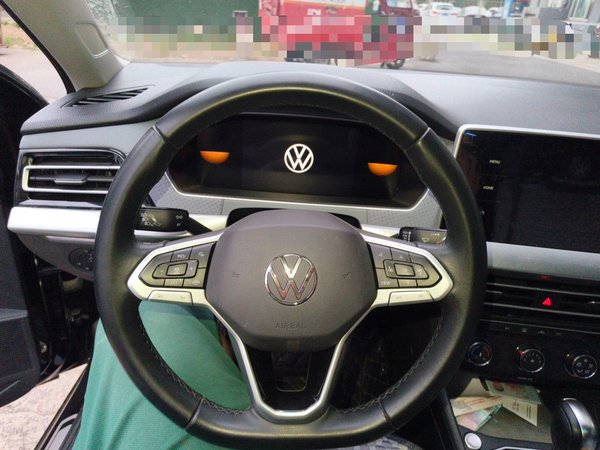 Volkswagen Lavida 2023, 53900 км, за 10404 USD - фото 11