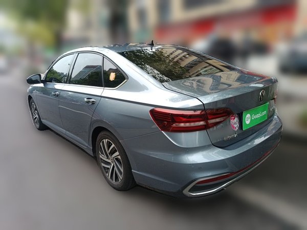 Volkswagen Lavida 2023, 70400 км, за 9894 USD
