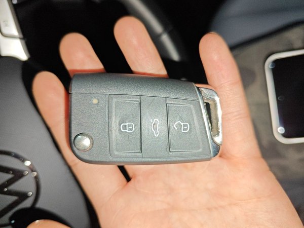 Volkswagen Lavida 2023, 21100 км, за 10730 USD - фото 9