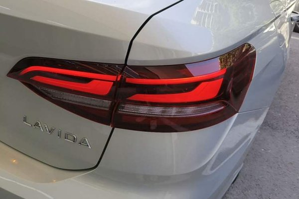 Volkswagen Lavida 2023, 54900 км, за 11426 USD - фото 7