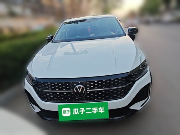 Volkswagen Lavida 2023, 110000 км, за 12402 USD
