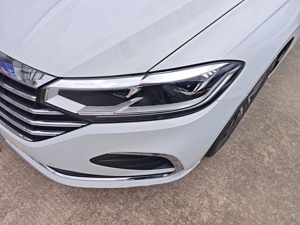 Volkswagen Lavida 2023, 46300 км, за 11201 USD - фото 9