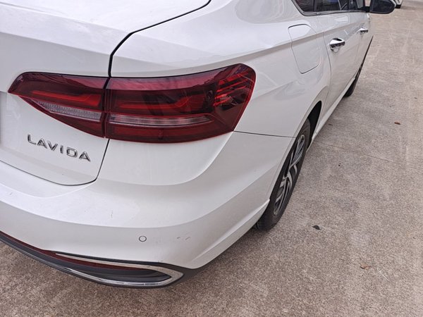 Volkswagen Lavida 2023, 46300 км, за 11201 USD - фото 7