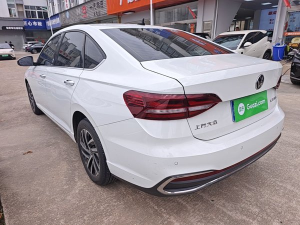Volkswagen Lavida 2023, 46300 км, за 11201 USD
