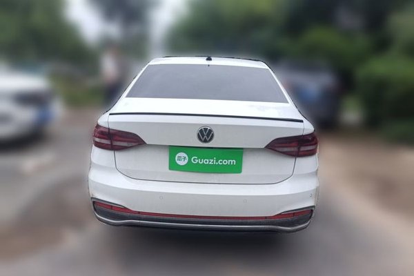Volkswagen Lavida 2023, 49300 км, за 8592 USD