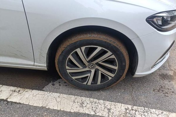 Volkswagen Lavida 2023, 49300 км, за 8592 USD - фото 8