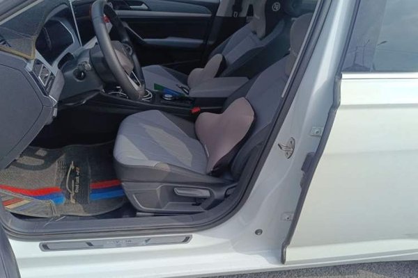 Volkswagen Lavida 2023, 71300 км, за 10800 USD - фото 15