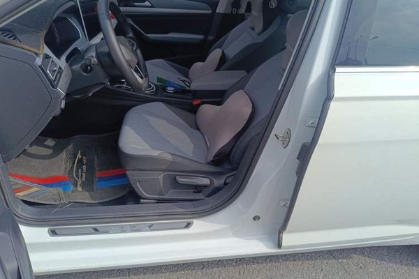 Volkswagen Lavida 2023, 71300 км, за 10800 USD - фото 12
