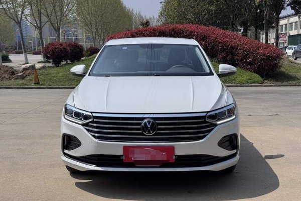 Volkswagen Lavida 2023, 74100 км, за 10260 USD