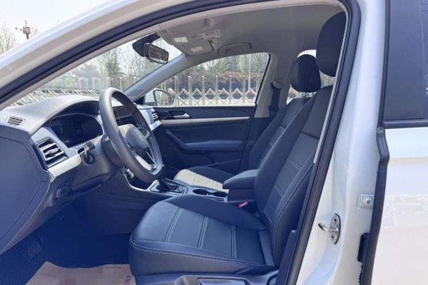 Volkswagen Lavida 2023, 74100 км, за 10260 USD - фото 14