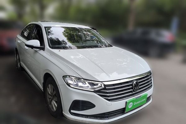 Volkswagen Lavida 2023, 8800 км, за 10394 USD