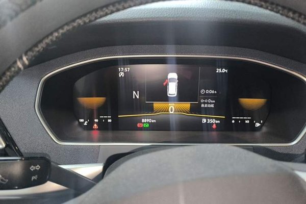 Volkswagen Lavida 2023, 8800 км, за 10394 USD - фото 11