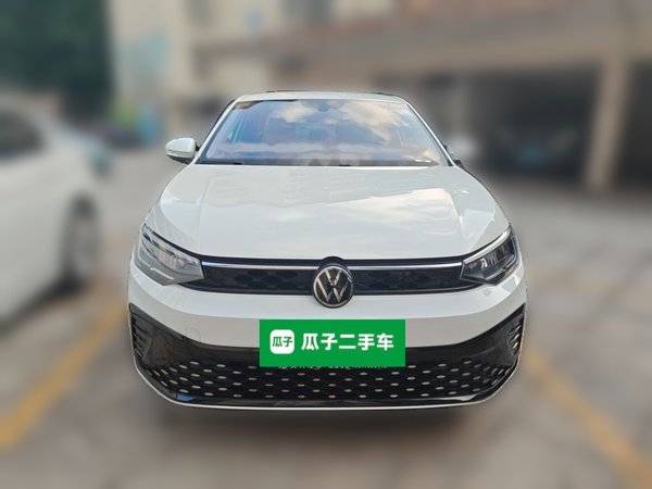 Volkswagen Lavida 2023, 8800 км, за 10652 USD