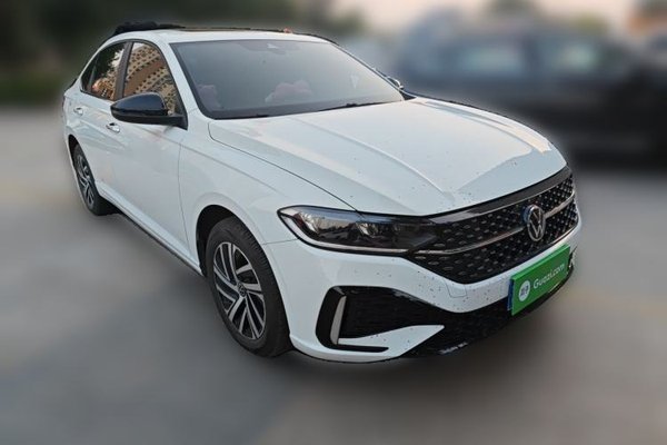 Volkswagen Lavida 2024, 10800 км, за 11094 USD