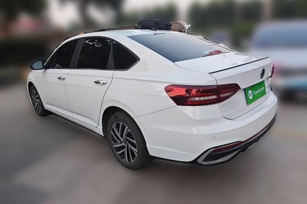 Volkswagen Lavida 2024, 10800 км, за 11094 USD