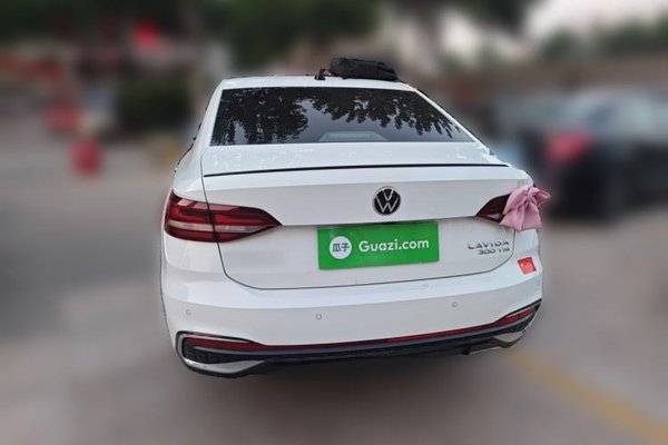 Volkswagen Lavida 2024, 10800 км, за 11094 USD