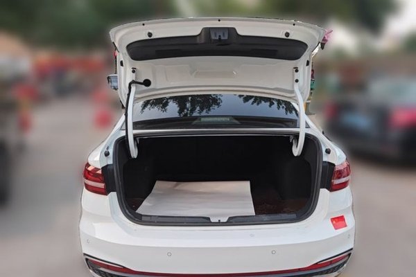 Volkswagen Lavida 2024, 10800 км, за 11094 USD - фото 19