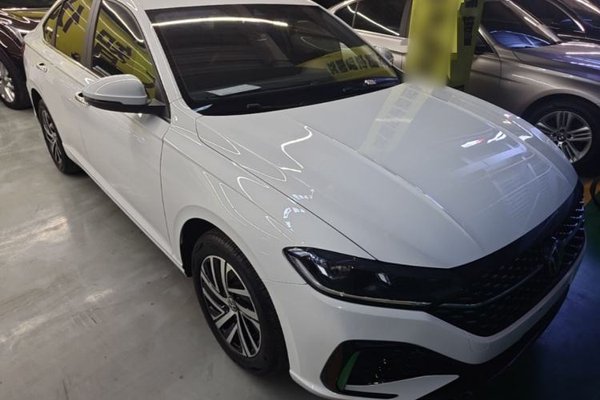 Volkswagen Lavida 2024, 11800 км, за 12794 USD - фото 24