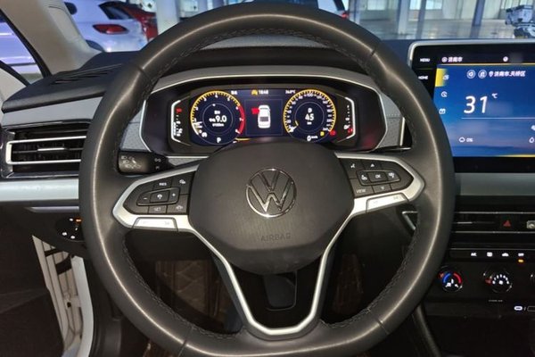 Volkswagen Lavida 2024, 11800 км, за 12794 USD