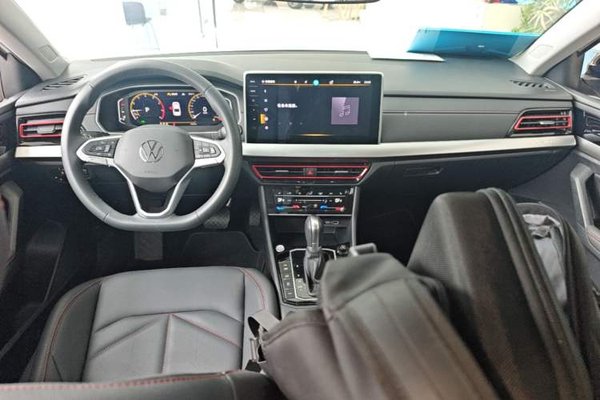 Volkswagen Lavida 2024, 1400 км, за 14127 USD - фото 13