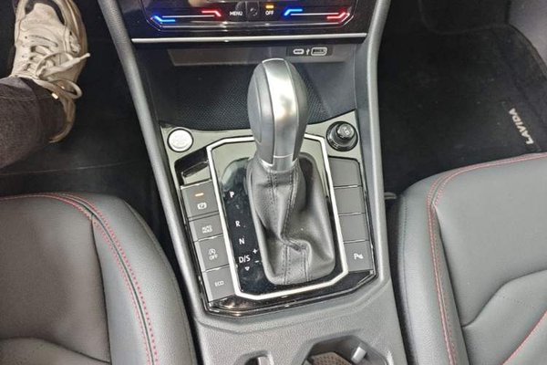 Volkswagen Lavida 2024, 1400 км, за 14127 USD - фото 17