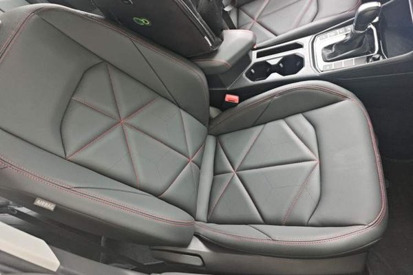 Volkswagen Lavida 2024, 1400 км, за 14127 USD - фото 23