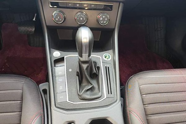 Volkswagen Lavida 2024, 28900 км, за 13219 USD - фото 17