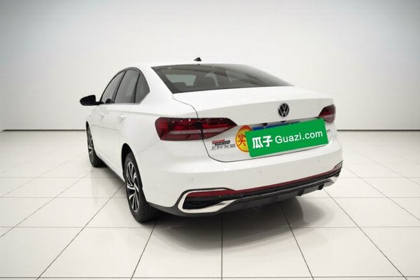 Volkswagen Lavida 2024, 3500 км, за 14763 USD