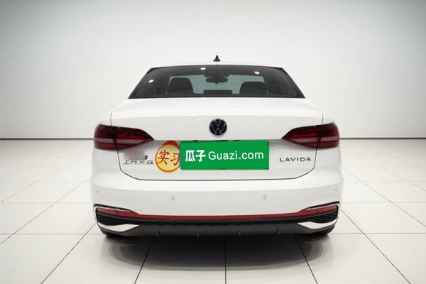 Volkswagen Lavida 2024, 3500 км, за 14763 USD