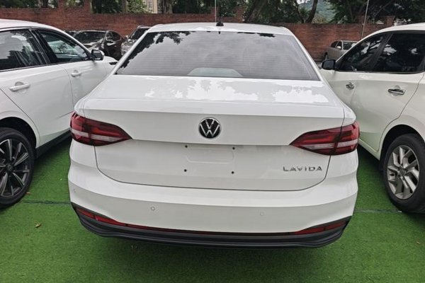 Volkswagen Lavida 2024, 68500 км, за 11237 USD