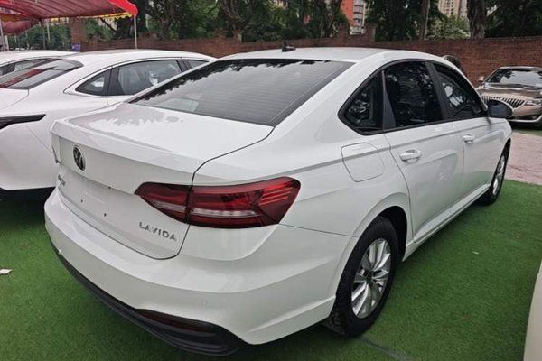 Volkswagen Lavida 2024, 68500 км, за 11237 USD - фото 6