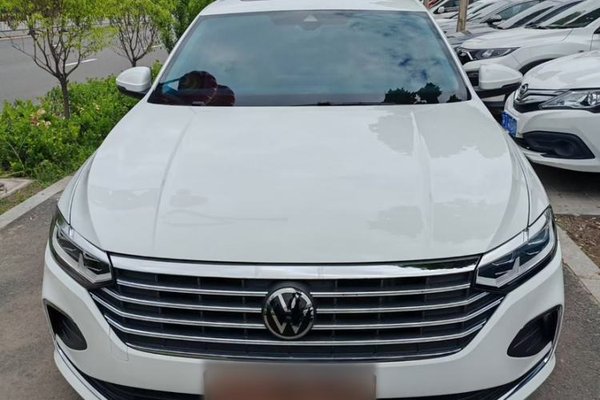 Volkswagen Lavida 2024, 8400 км, за 12791 USD