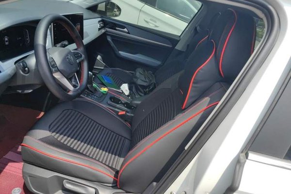Volkswagen Lavida 2024, 8400 км, за 12791 USD - фото 14