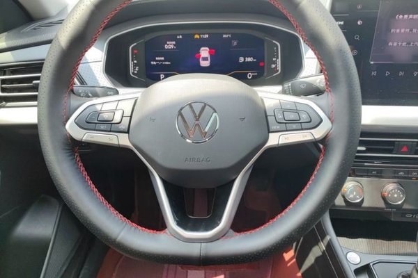 Volkswagen Lavida 2024, 8400 км, за 12791 USD - фото 9